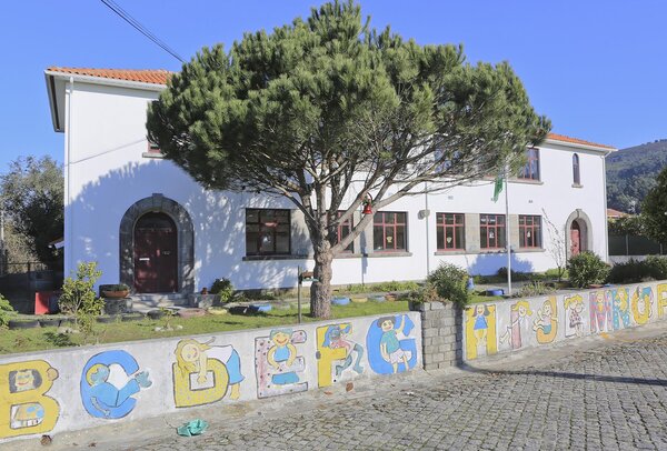 Edifício da Escola Básica do Primeiro Ciclo de Moledo